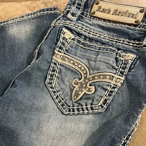 Rock revivals size 27 low rise medium/light wash